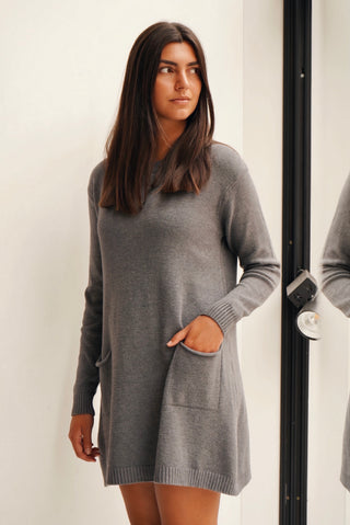 VESTIDO DE PUNTO GRIS