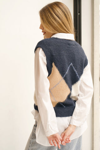 892 1 CHALECO ROMBOS CUELLO PICO
