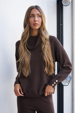 A330 1 CONJUNTO CUELLO VUELTO