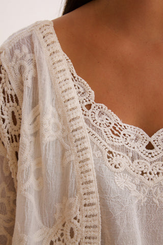 KIMONO BORDADOS