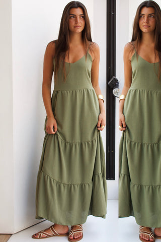 VESTIDO VERDE VOLANTES