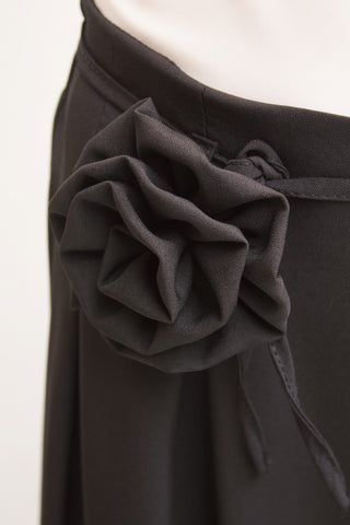 PANTALÓN NEGRO BROCHE