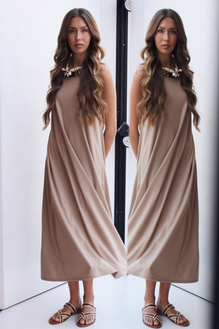 VESTIDO FLUIDO NUDE