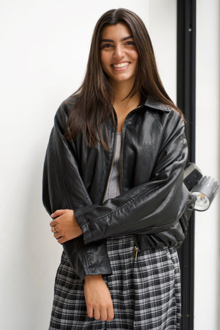 BOMBER ECOPIEL NEGRA