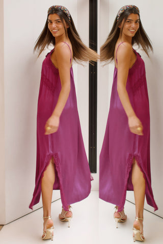 VESTIDO LENCERO