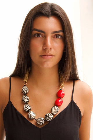 COLLAR