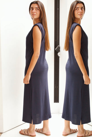 VESTIDO HOMBRERAS
