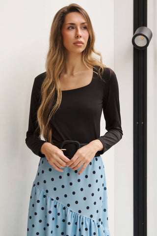 TOP NEGRO MANGA LARGA