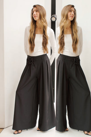 PANTALÓN NEGRO BROCHE