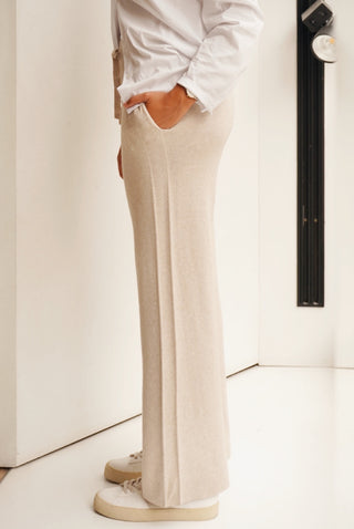PANTALÓN DE PUNTO BEIGE