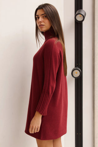 VESTIDO DE PUNTO CUELLO VUELTO GRANATE