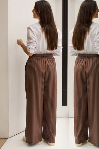 PANTALÓN RAYA DIPLOMÁTICA CHOCOLATE
