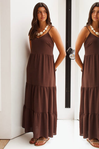 VESTIDO CHOCOLATE VOLANTES