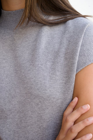 JERSEY GRIS MANGA CORTA