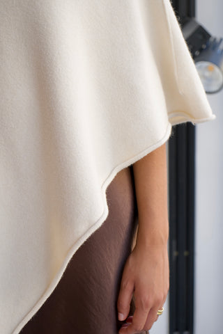 CAPA DE PUNTO BEIGE