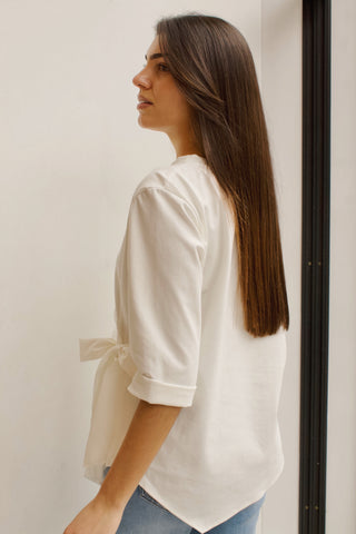 CAMISETA BLANCA LAZADA CINTURA