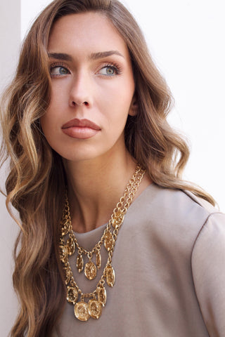 COLLAR