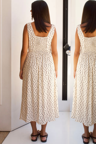 VESTIDO LUNARES