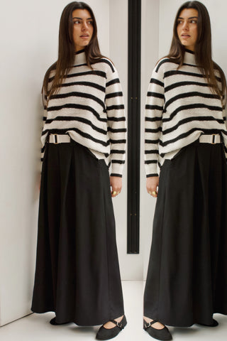 PANTALÓN PINZAS CON CINTURÓN