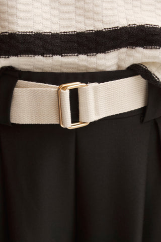 PANTALÓN PINZAS CON CINTURÓN