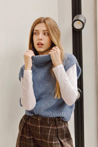 CHALECO DE PUNTO AZUL