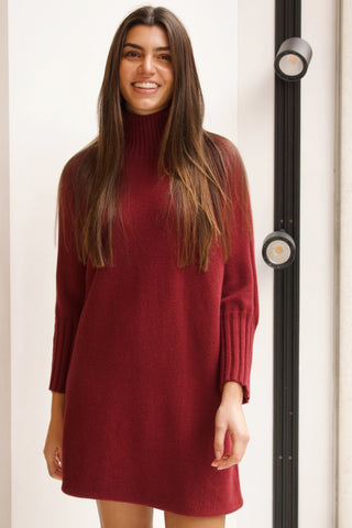 VESTIDO DE PUNTO CUELLO VUELTO GRANATE