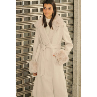 ABRIGO PELO EXTRAÍBLE