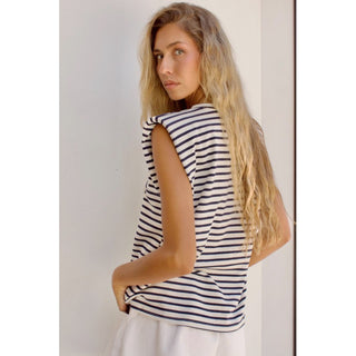 CAMISETA HOMBRERAS ESTAMPADO NAVY