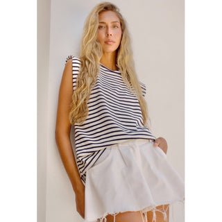 CAMISETA HOMBRERAS ESTAMPADO NAVY