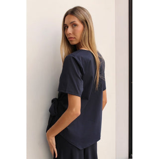 CAMISETA NAVY BLUE LAZADA
