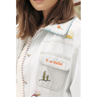 CAZADORA DENIM BORDADOS N DE NUBE