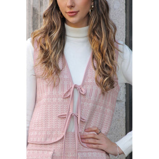 CHALECO BORDADO LAZOS