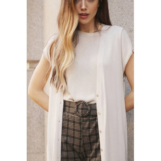 CHALECO DE PUNTO CON BOTONES