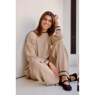 CONJUNTO COMFY ARENA RIB NEGRO