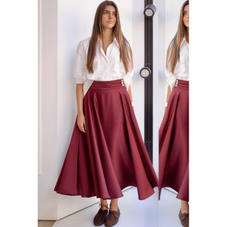 FALDA DE RASO CON BOLSILLOS