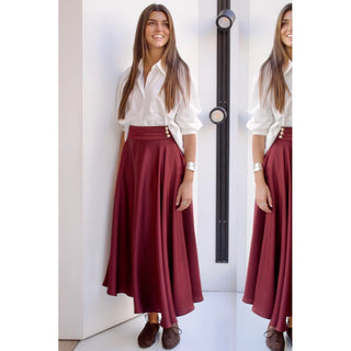 FALDA DE RASO CON BOLSILLOS