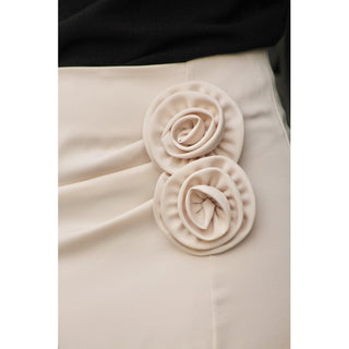 FALDA ROSETONES