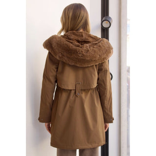 PARKA KHAKI FORRADA DE PELO