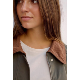 TRENCH CUELLO PANA VERDE